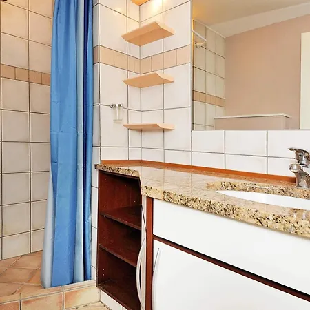 Сasa de vacaciones Thatched With - By Traum