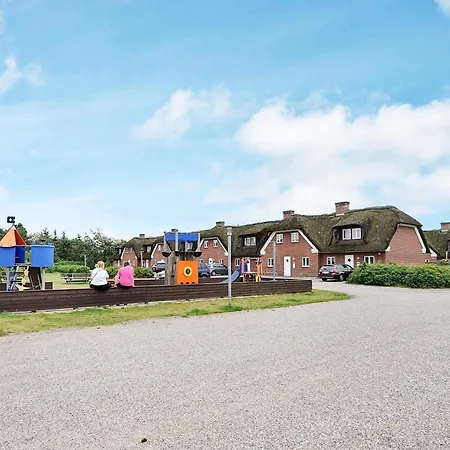 4 Star Holiday Home In Blavand *