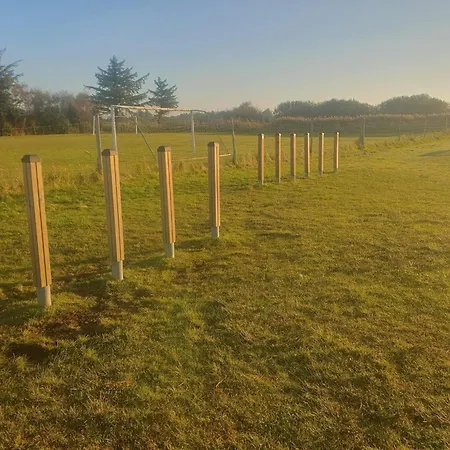 Thatched With - By Traum Vakantiehuis